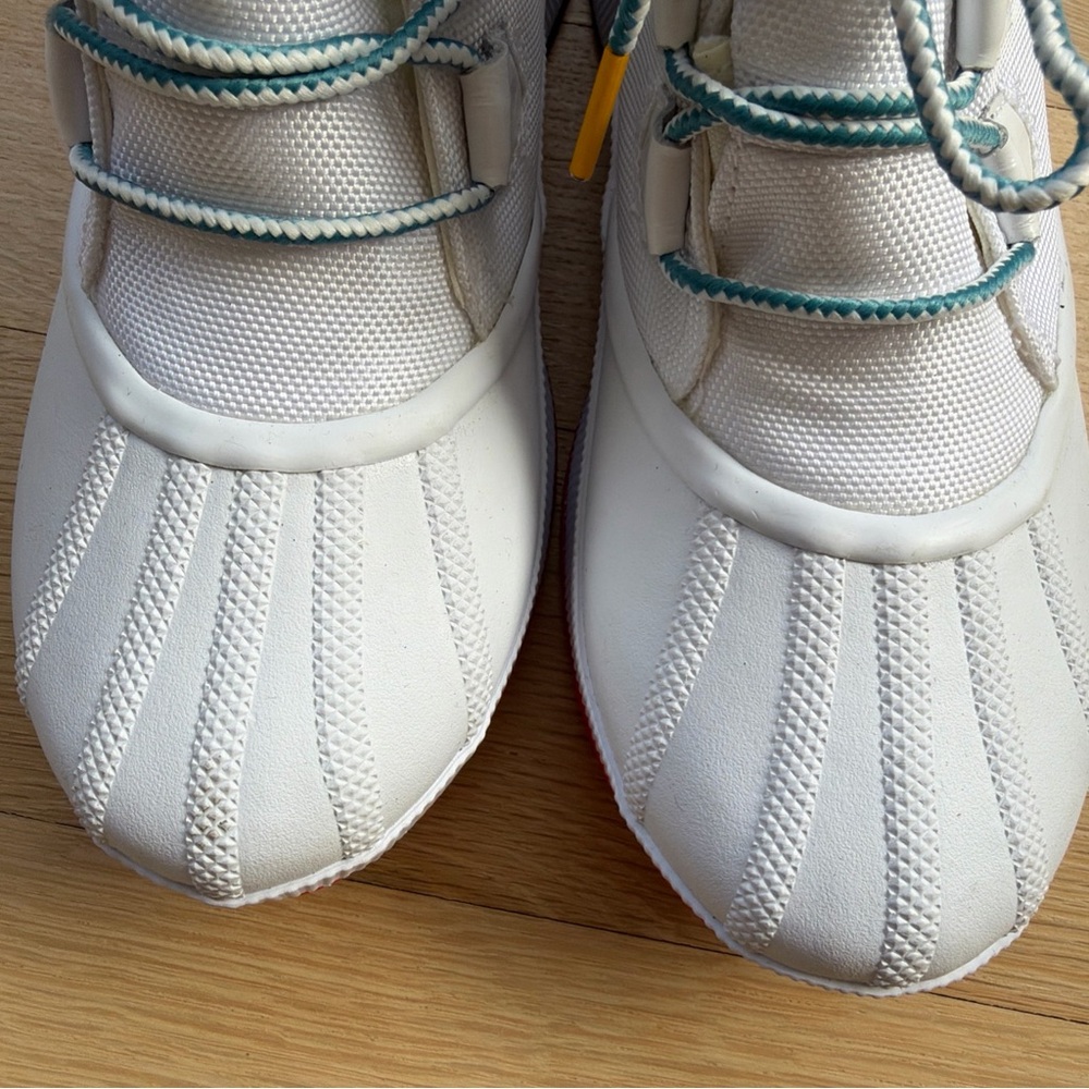 Sorel OUT N ABOUT III CLASSIC WOMEN'S WATERPROOF White/Cyber Yellow BOOT Size 9 - Picture 11 of 15